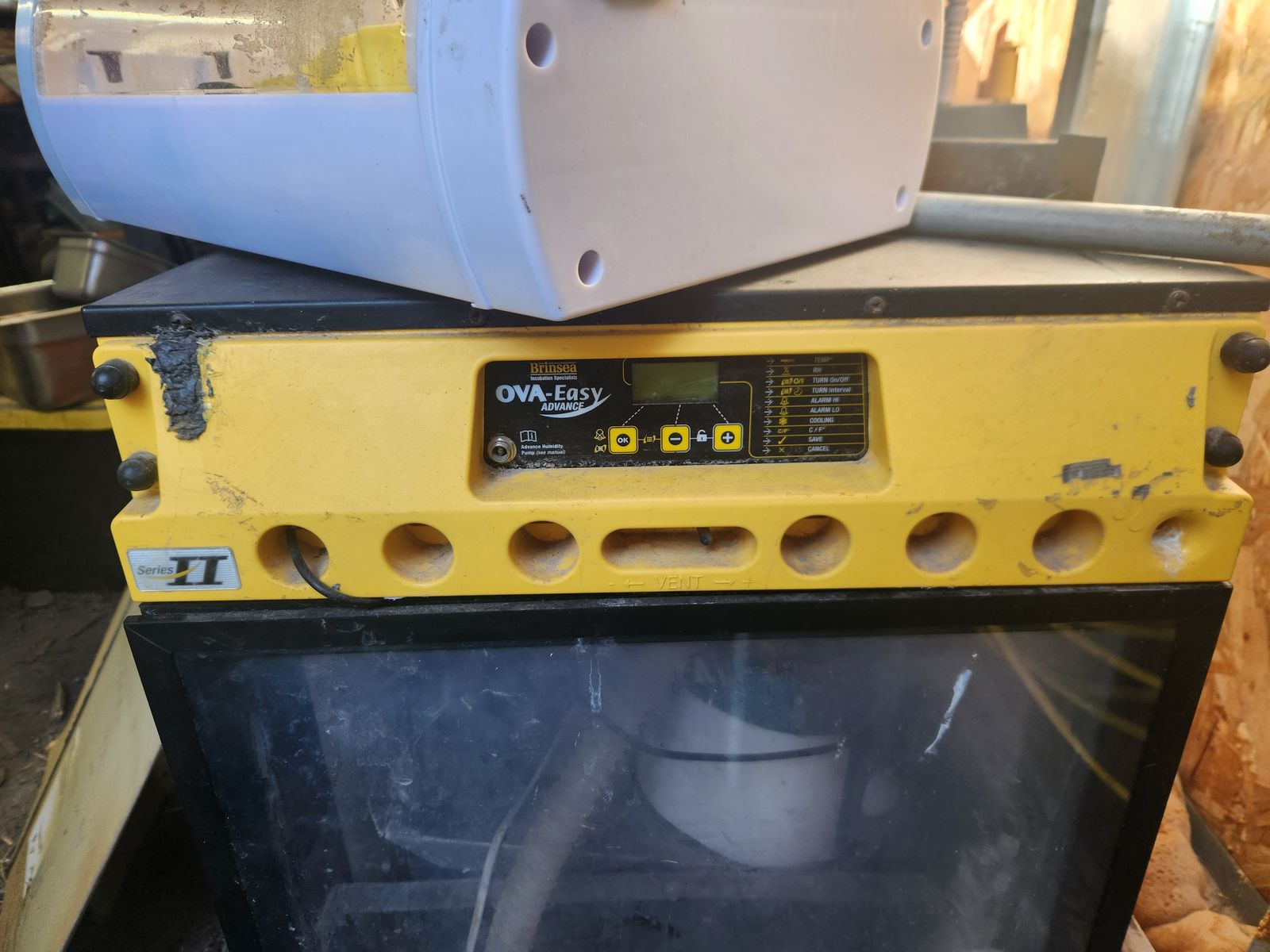 Brinsea Ove-Easy Advanced series 2