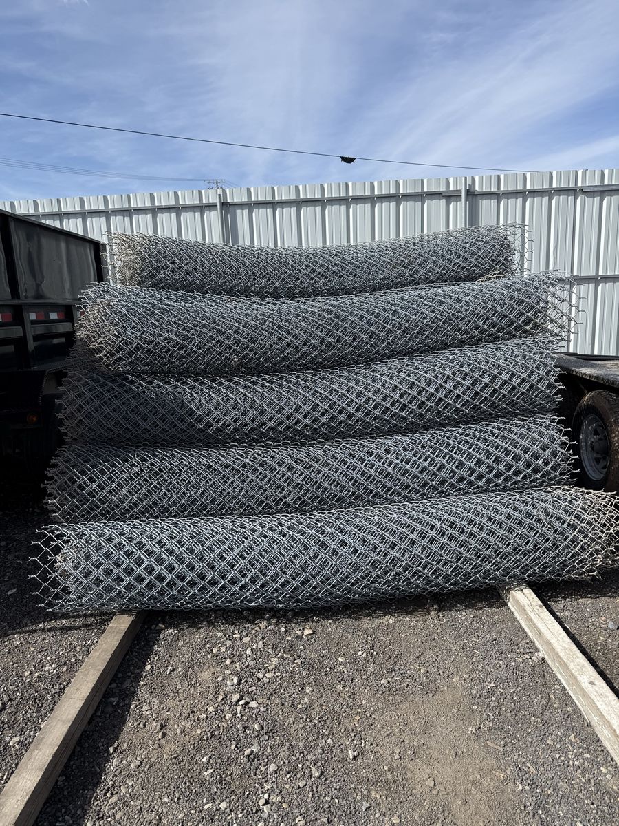 Used 8' Galvanized chain link wire
