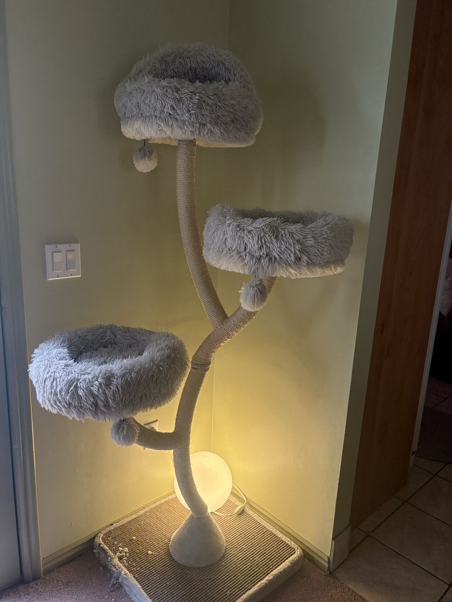 Cat tree