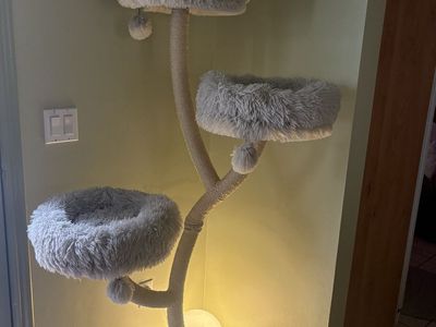 Cat tree