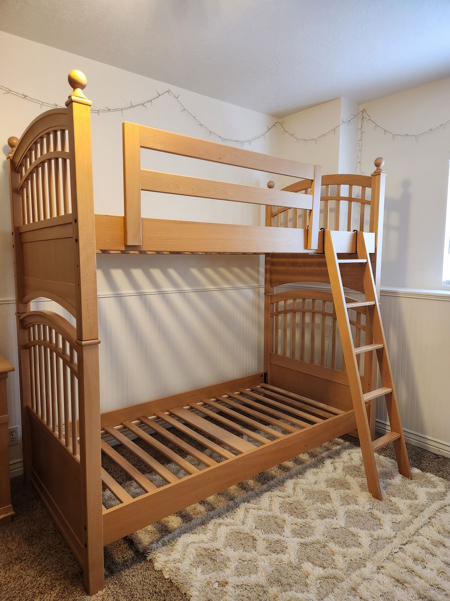 Solid Maple wood bunkbeds in natural color. Can also be used as individual beds.