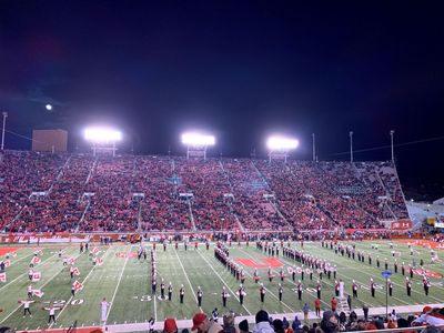 Utah vs Arkansas Football 4 tickets