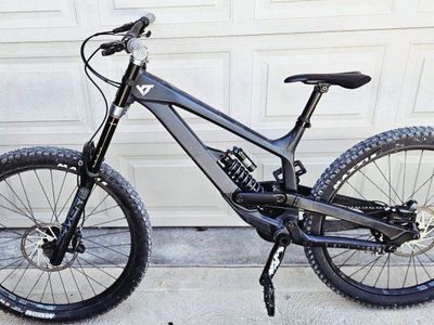 2020 Large YT TUES