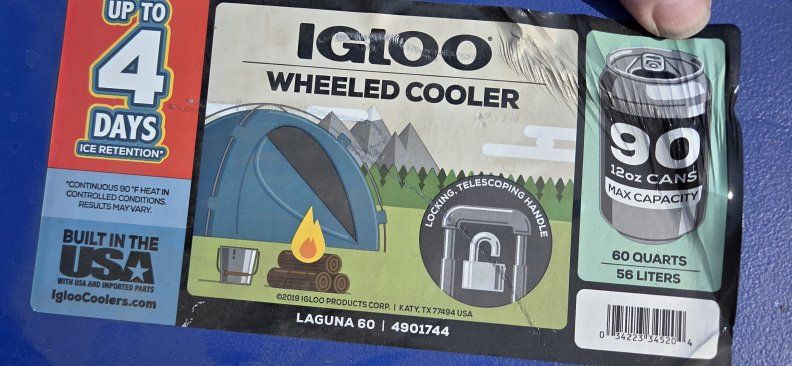 Igloo 60 QT Laguna Ice Chest Cooler with Wheels