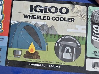 Igloo 60 QT Laguna Ice Chest Cooler with Wheels