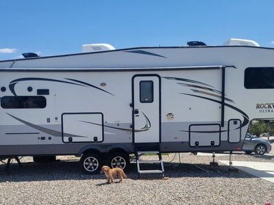 2020 Rockwood Ultra lite