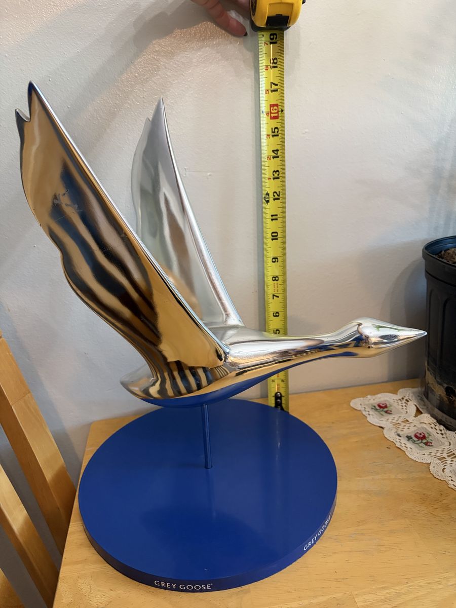 Main image 2