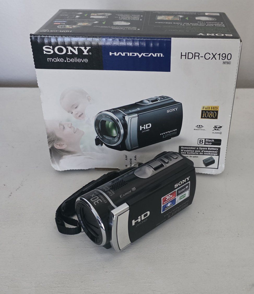 Sony Handycam HDR-CX190 Full HD Camcorder - Tested & Works! (w/ Box)