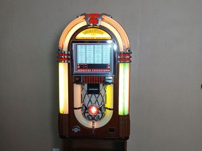 SALE PINBALL TRADE Wurlitzer Princess Bubbler Jukebox
