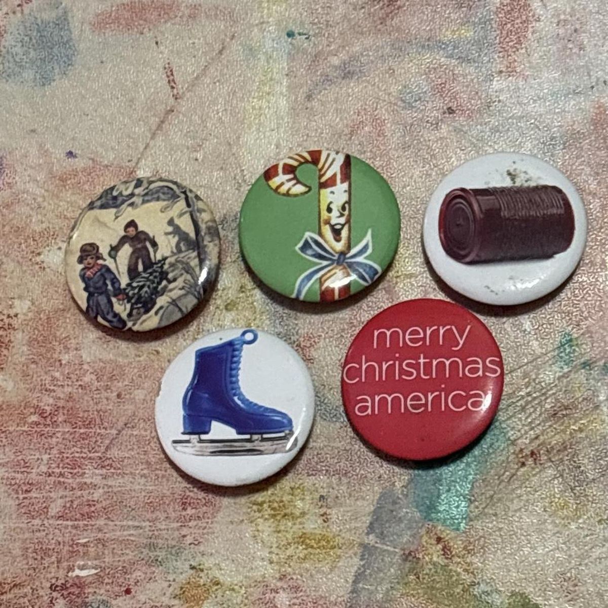 Vintage Christmas Holiday Pinback Button Set - 5 Unique Designs, 1" Diameter