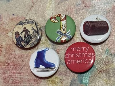 Vintage Christmas Holiday Pinback Button Set - 5 Unique Designs, 1" Diameter