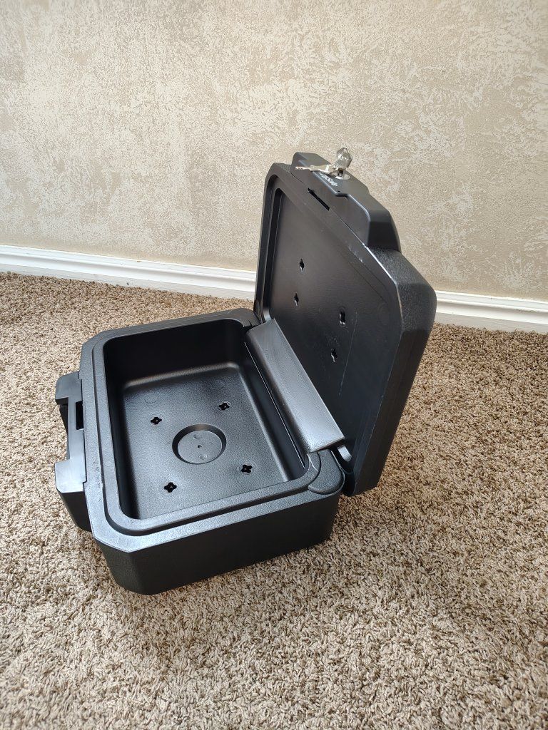 Main image 4