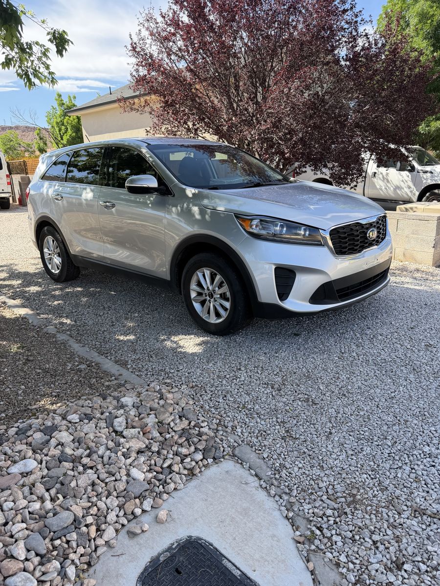 2019 Kia Sorento L