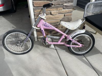 Kids vintage schwinn stingray chopper bike