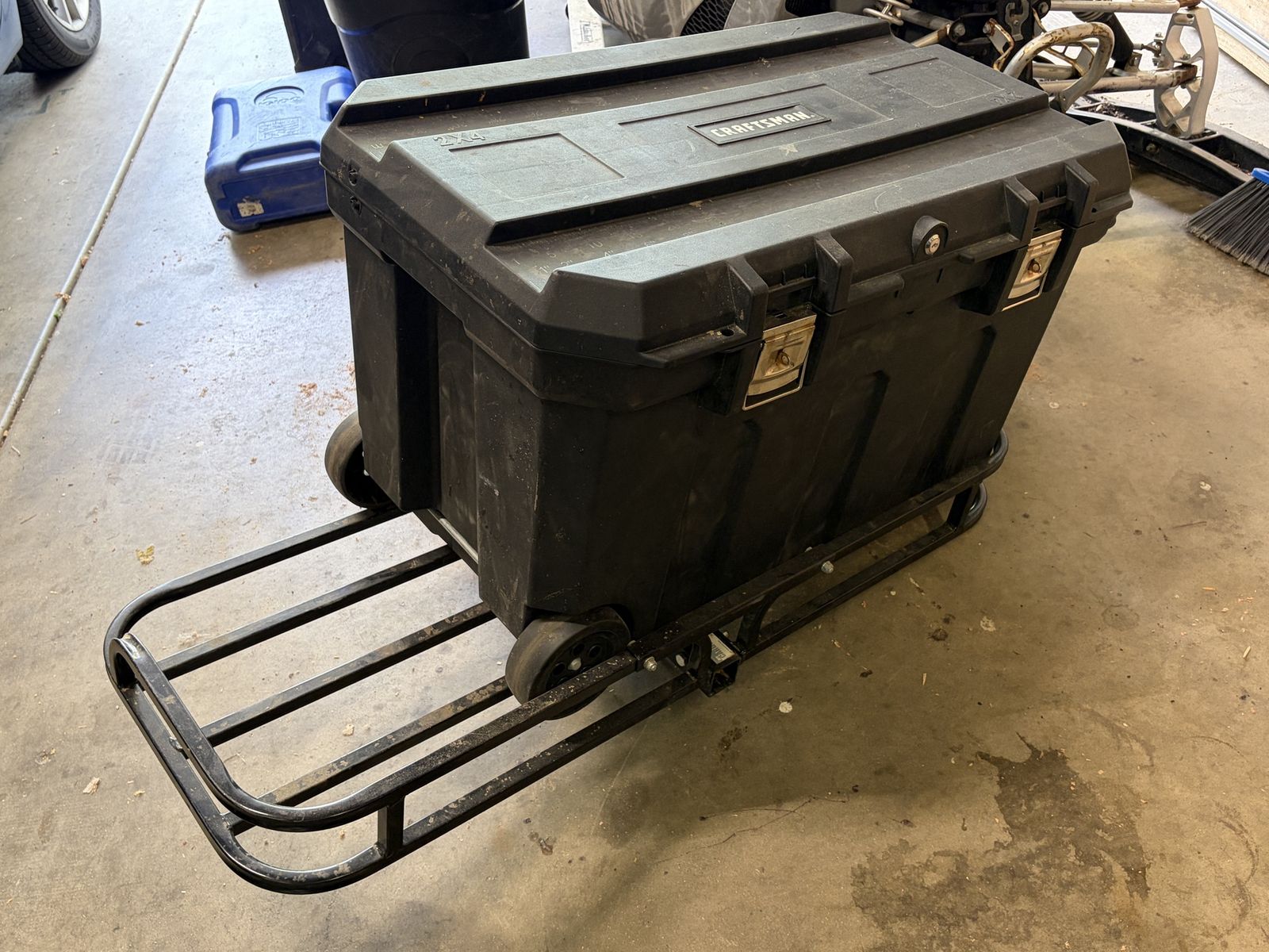 Main image 2