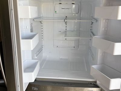 Samsung 26 Cu French Door Frid/freezer ice Maker!