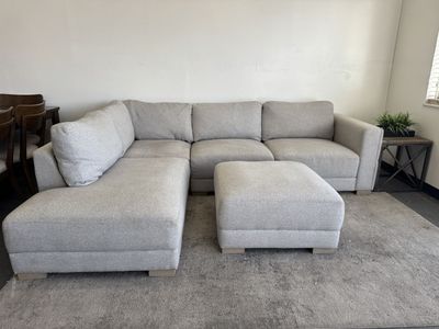 GRAY COSTCO SECTIONAL SOFA COUCH & OTTOMAN
