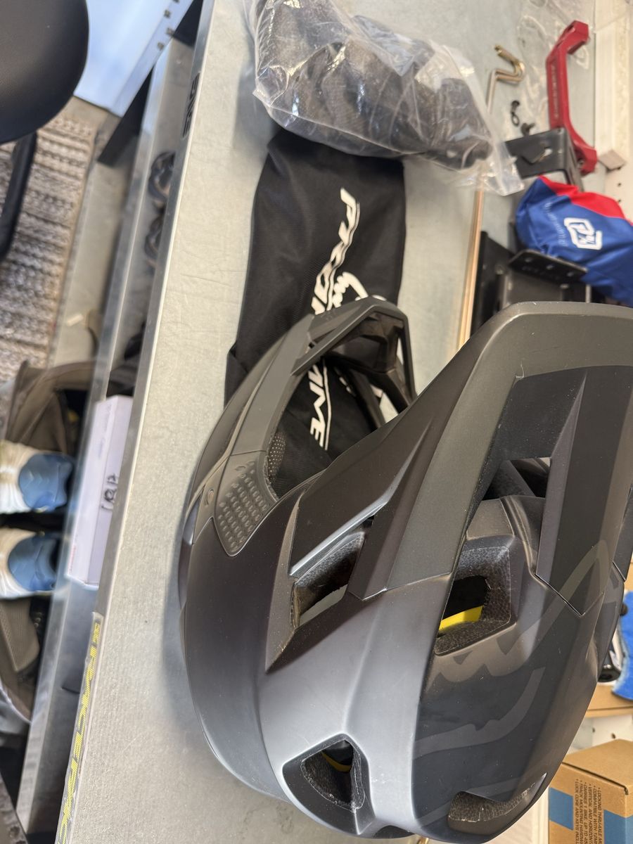 Med Fox Proframe Full Face Helmet