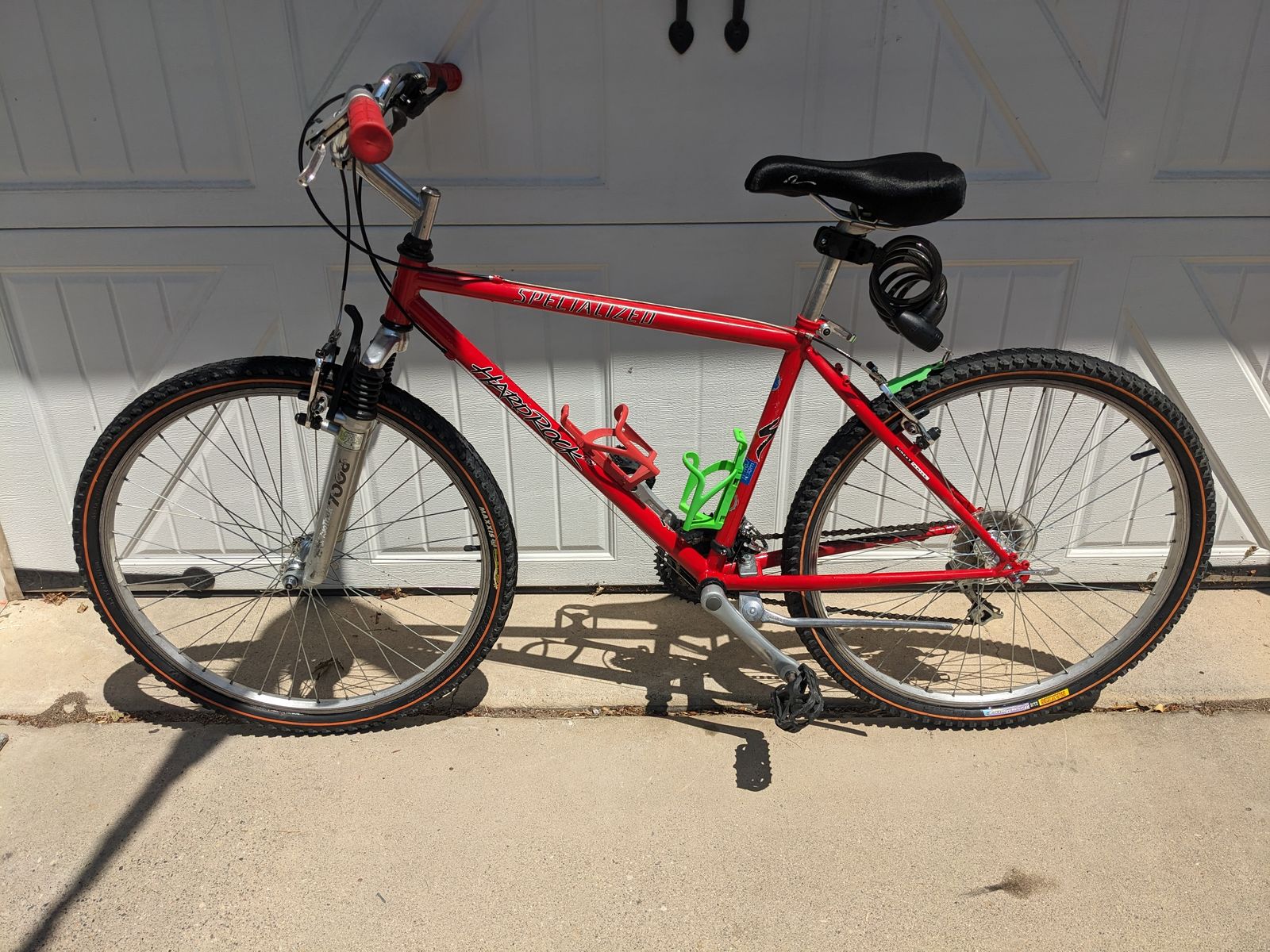 Specialized Hardrock Mountain Bike - 17" steel frame - 26" wheels - 21 speed