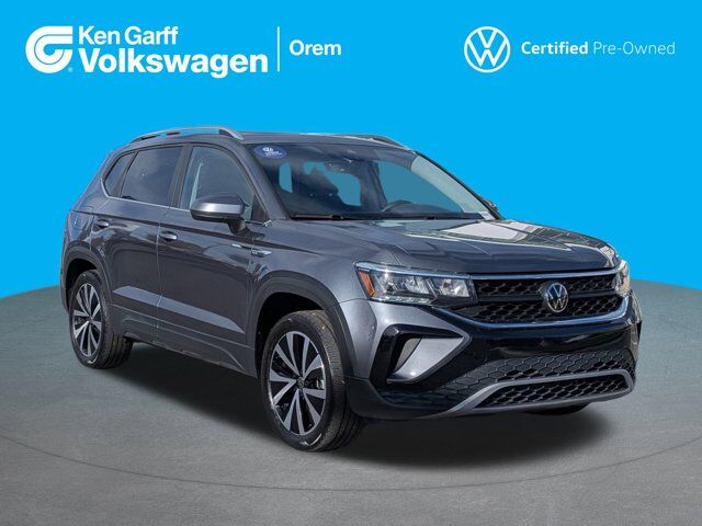 2023 Volkswagen Taos SE 4Motion