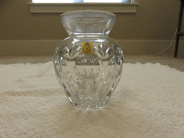 BEAUTIFUL 24% LEAD CRYSTAL HAND CUT VASE MADE IN WEST GERMANY IN 1994
