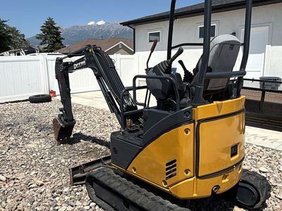 2013 John Deere 17D Mini Excavator - 7ft Digging Depth, 12" Bucket, Diesel, 4173lb
