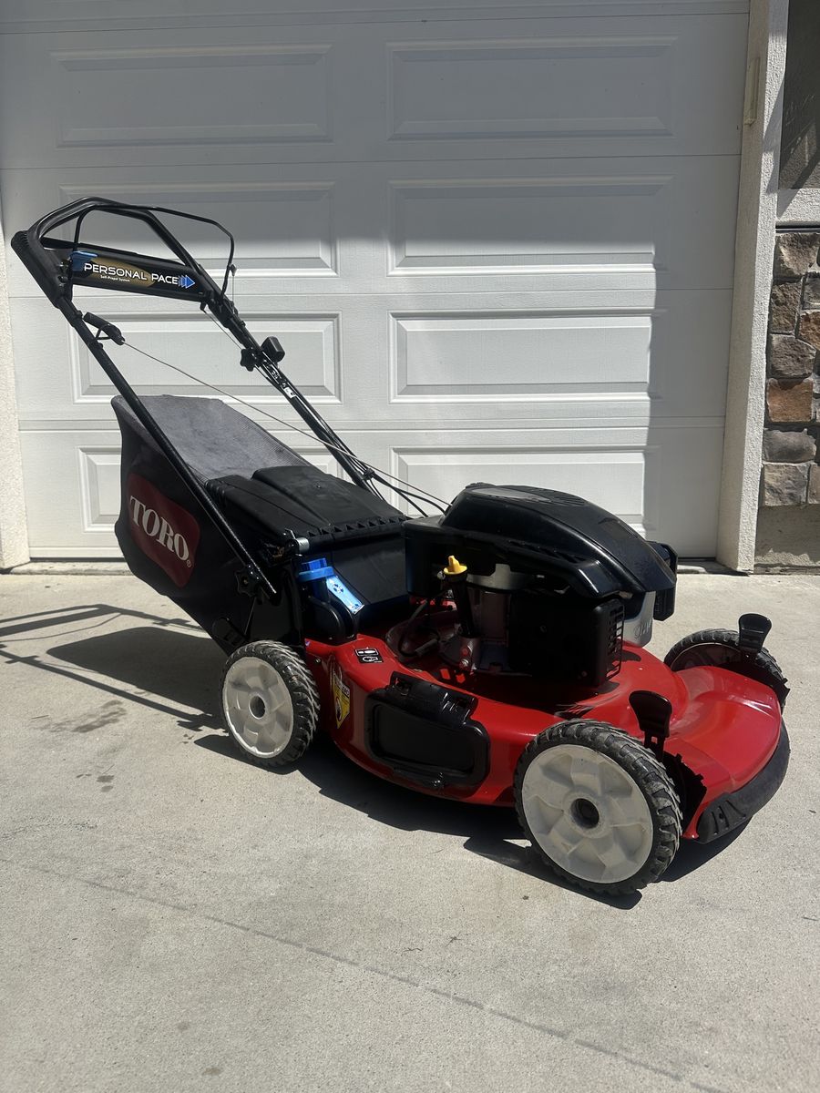 Toro Recycler 22” Personal Pace w/ Blade Stop