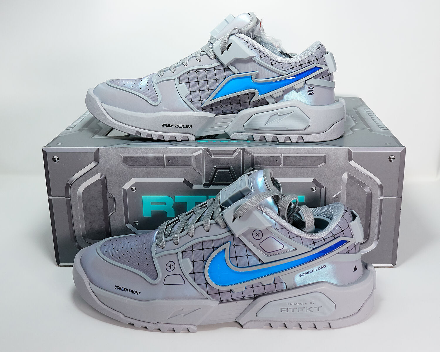 Nike RTFKT x Dunk Genesis OG - Size 6M/7.5W