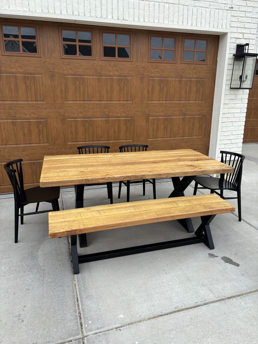 Kitchen table with Article chairs