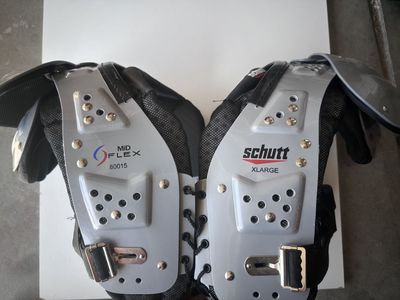 Schutt Mid Flex 80015 youth football shoulder pads