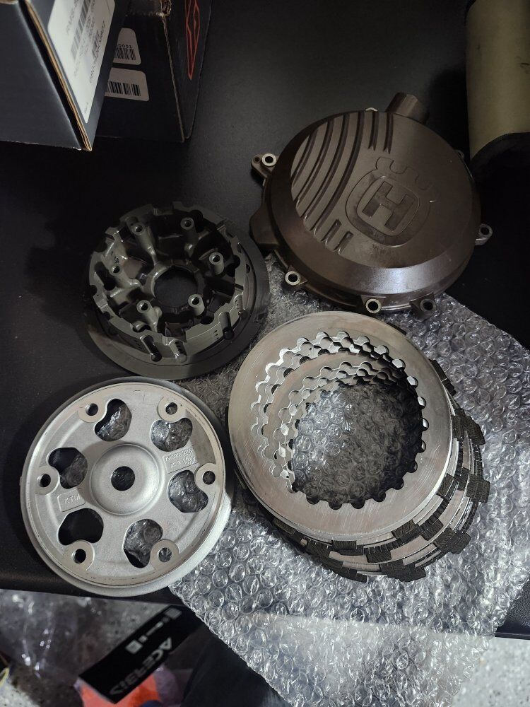 2022 Husqvarna TE300i OEM clutch