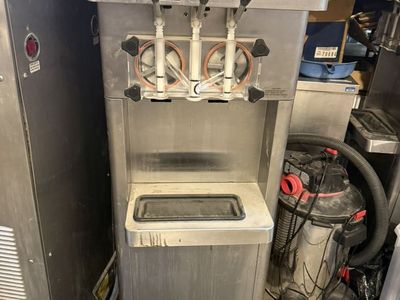 Stoelting Frozen Yogurt Machines