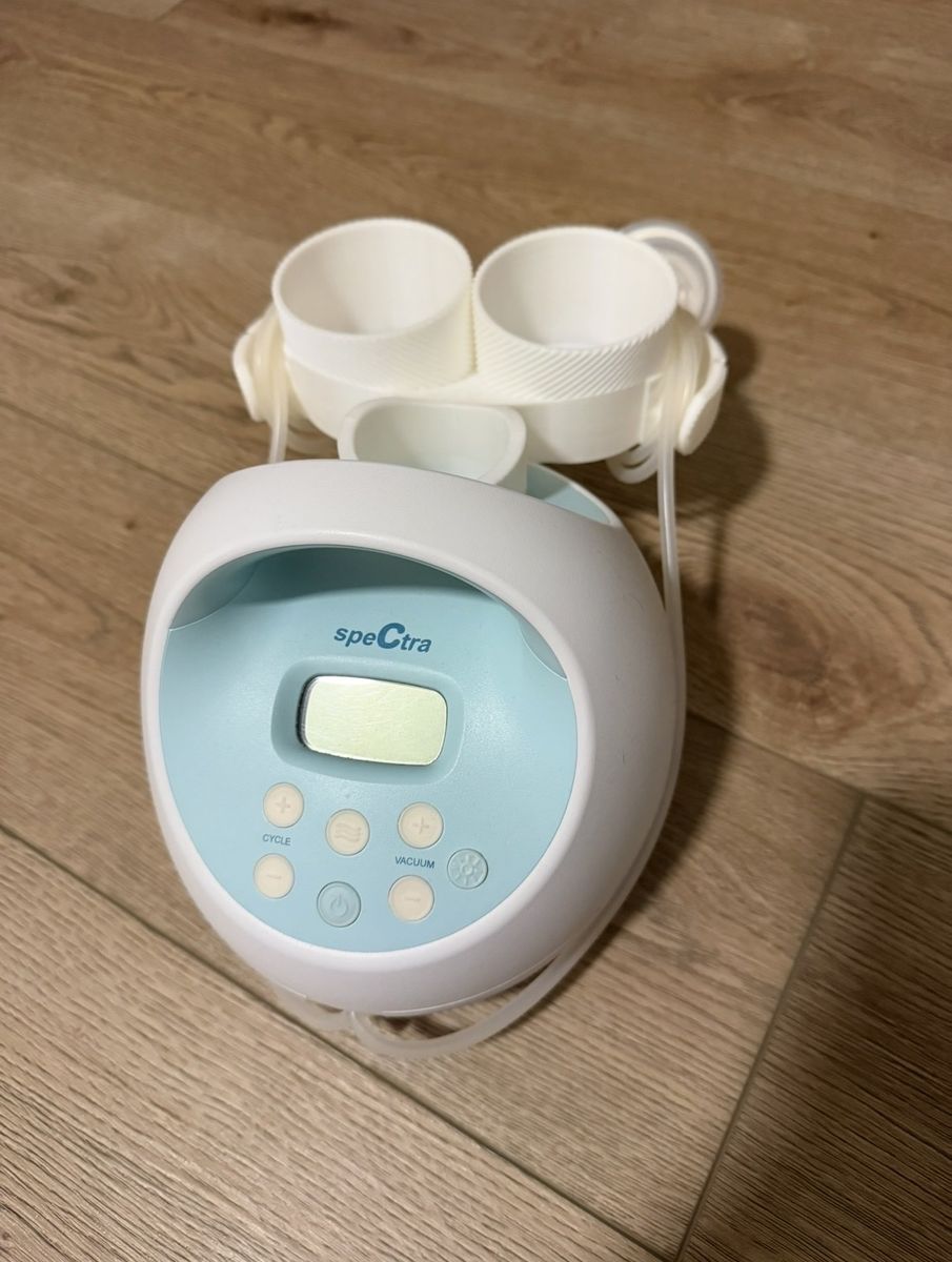 Spectra S1 Breast Pump + Lots of Extras