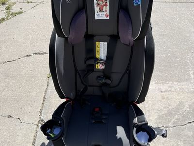 Graco 3-1 car seat