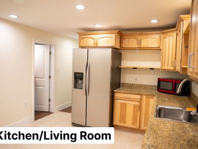 UTILITIES INCLUDED 2 BRDM, 2 BATH Apartment