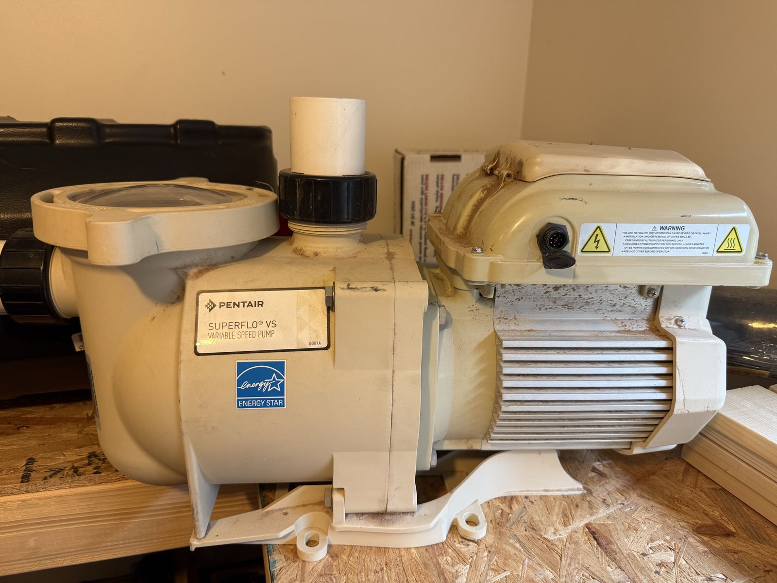 Pentair SuperFlo VS 1.5 HP Variable Speed Pool Pump 342001 Energy Star