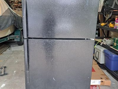 black maytag fridge