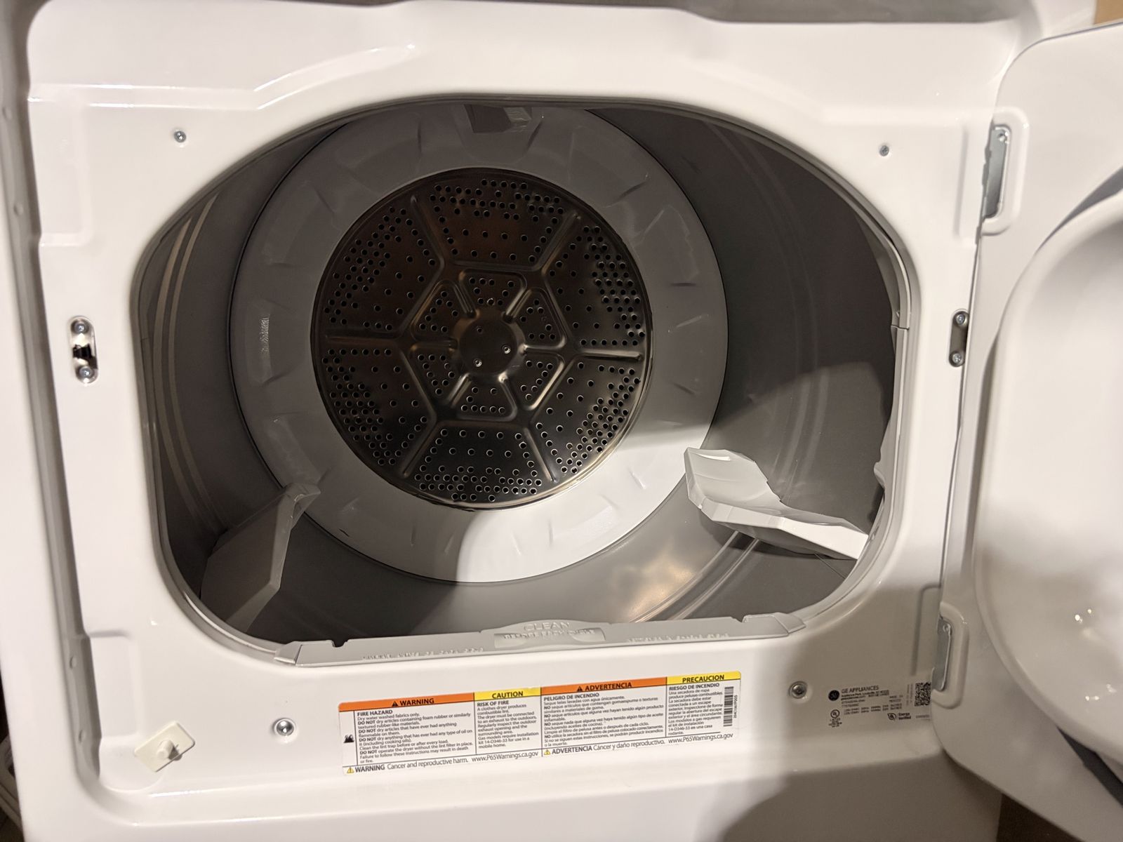 Main image 3