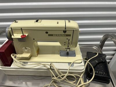 Bernina Sewing Machine 717 In A Case