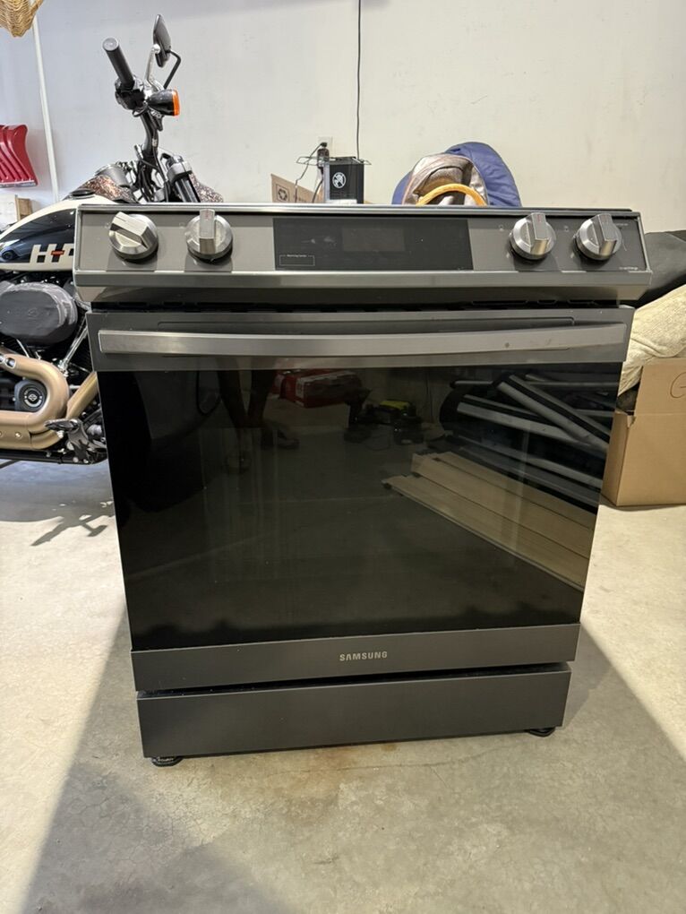 Used Samsung Electric Range