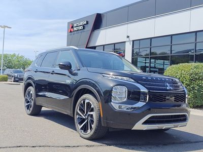 2025 Mitsubishi Outlander SEL