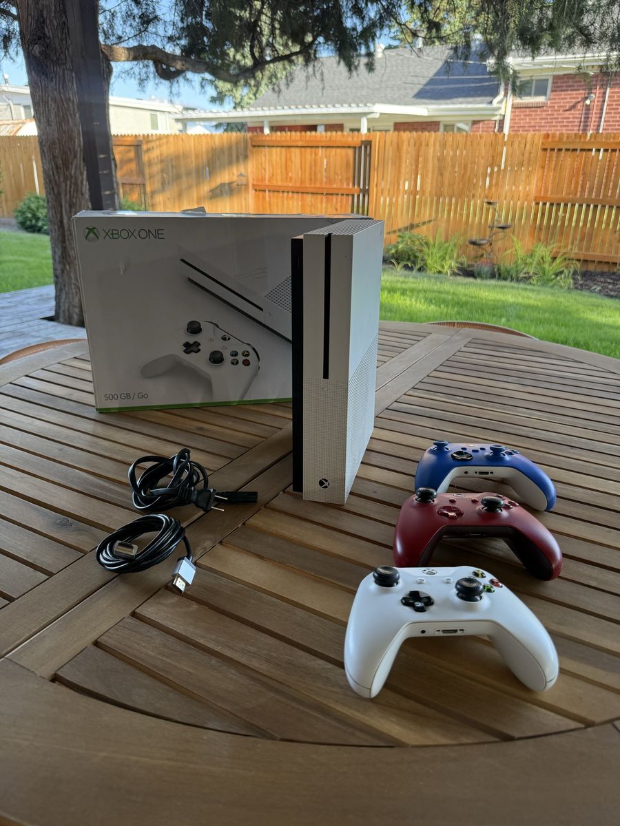 Xbox One S 500GB