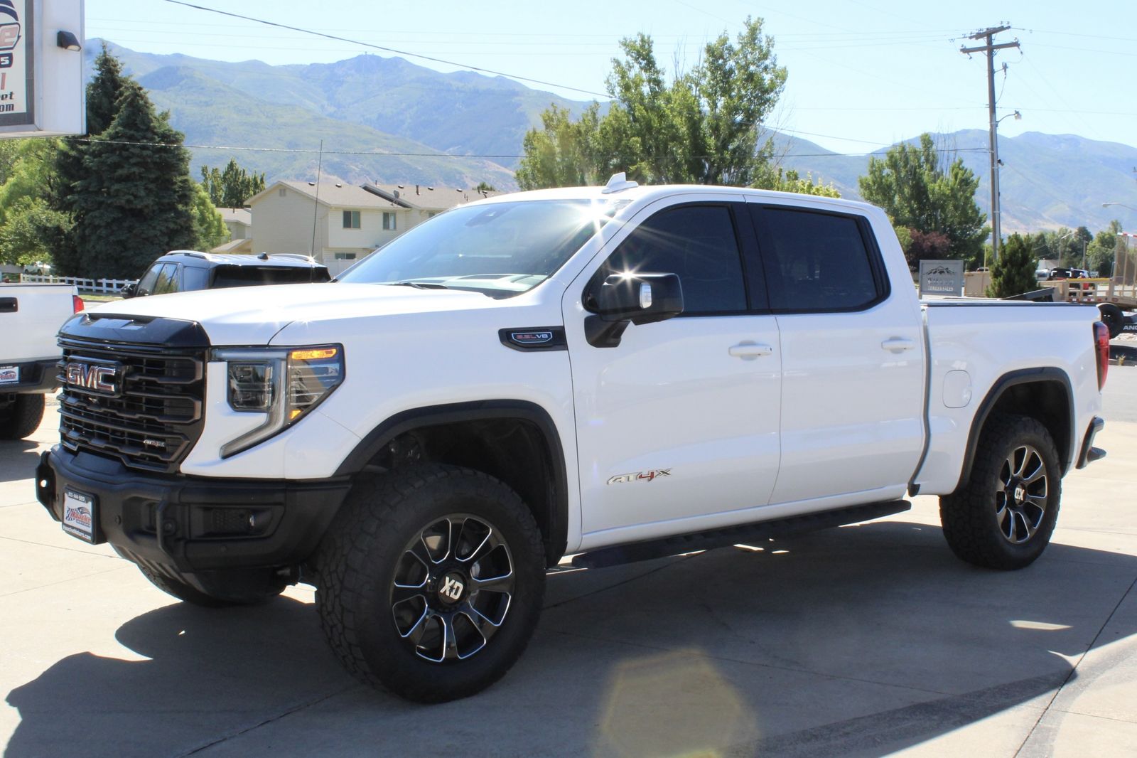 2024 GMC 1500 AT4X