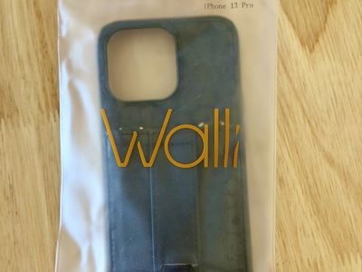 Walli iPhone 13 Pro Case - Black Leopard with Finger Grip & Card Holder