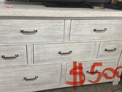 Spacious 7-Drawer Dresser - Distressed White Finish, Metal Hardware, Excellent Condition