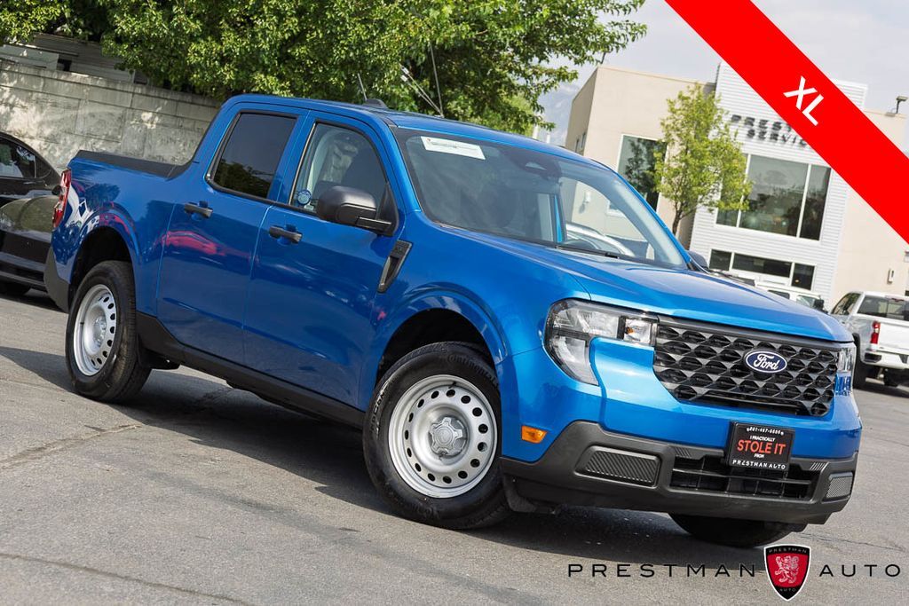 2025 Ford Maverick XL