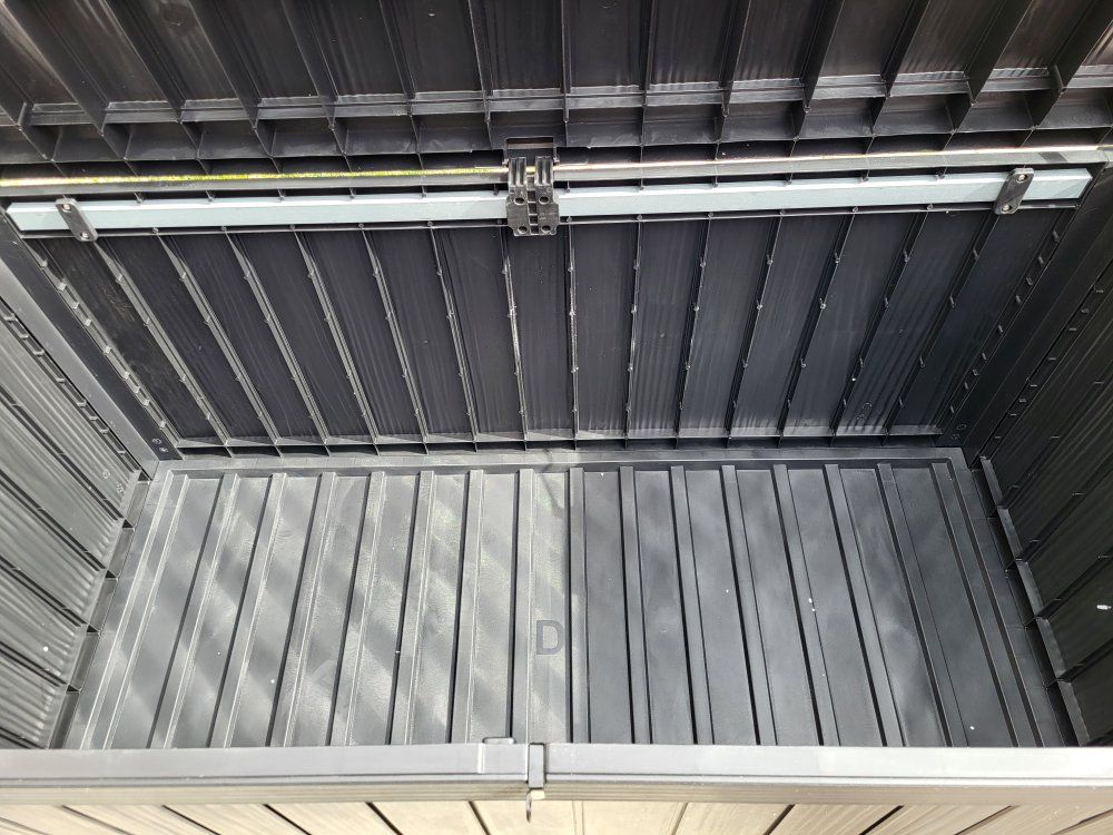 Main image 3