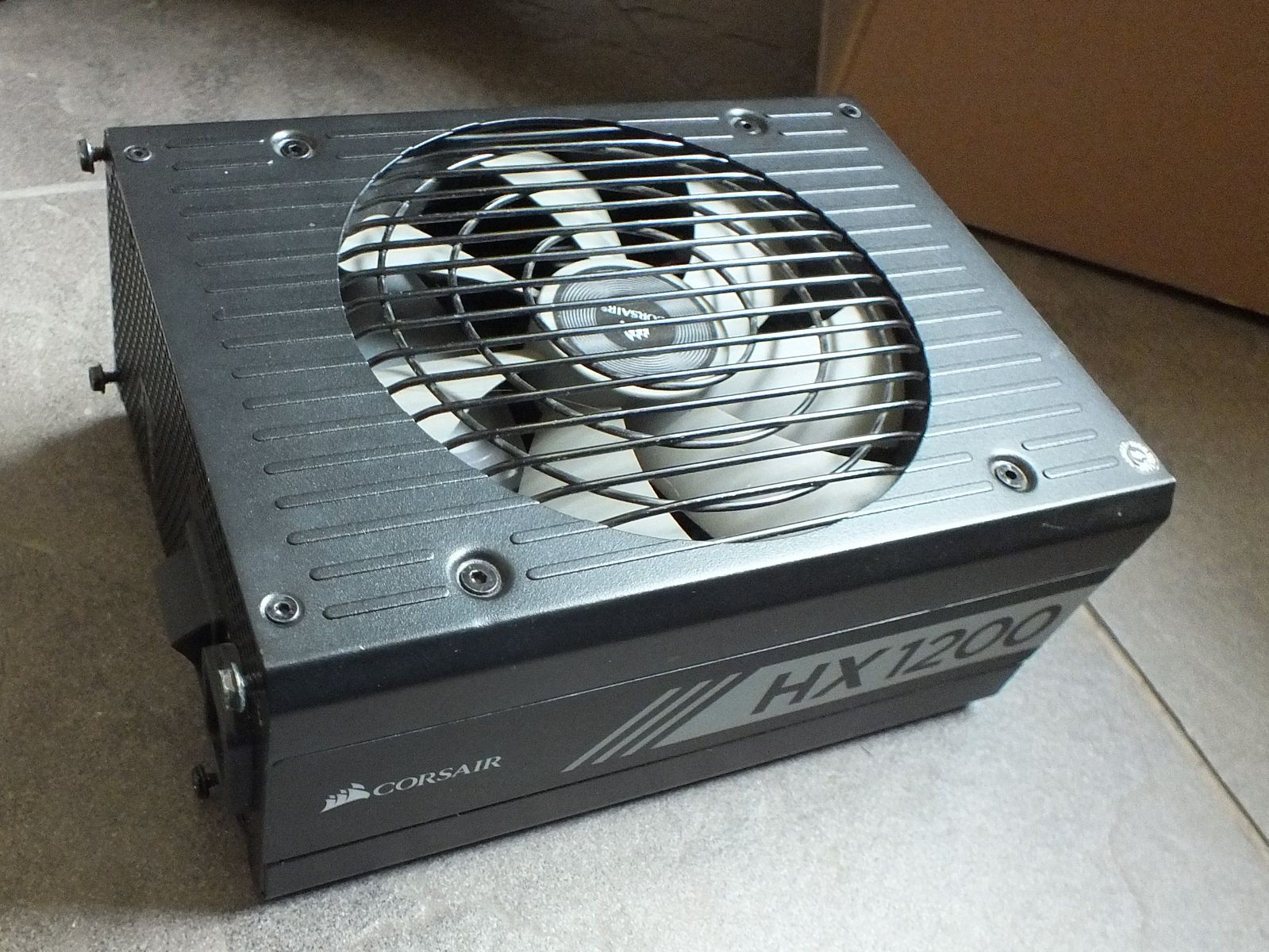 1200 Watt Power supply