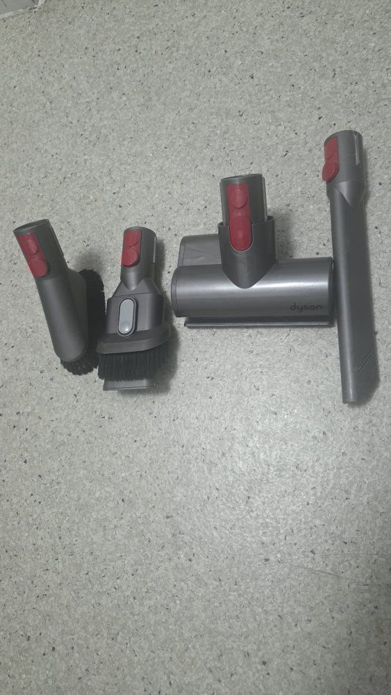 dyson Genuine OEM small BRUS cleaner head floor ,for model v10, v11v v12 and v15