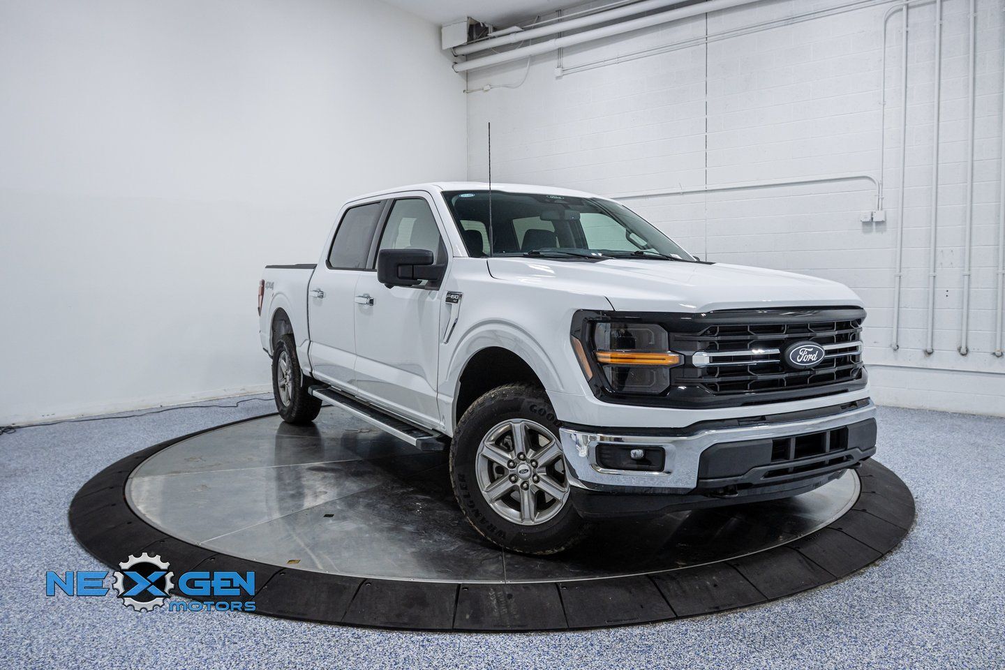 2024 FORD F150 XLT